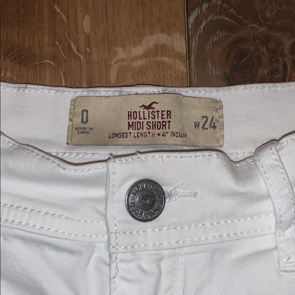 White Hollister Midi Shorts - Picture 3 of 3